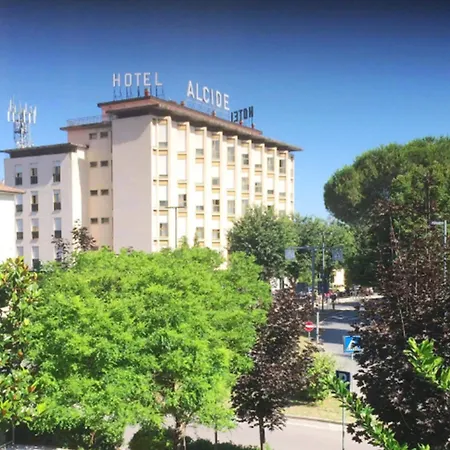 Ristorante Alcide Отель 4*